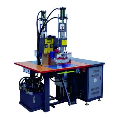 Goede prijs. High Speed TPU Embossed Printing Machine voor het voldoen aan het merk en de regelgeving in schoenen online